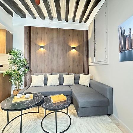 Chic Louvre Apartment Paris Exteriör bild