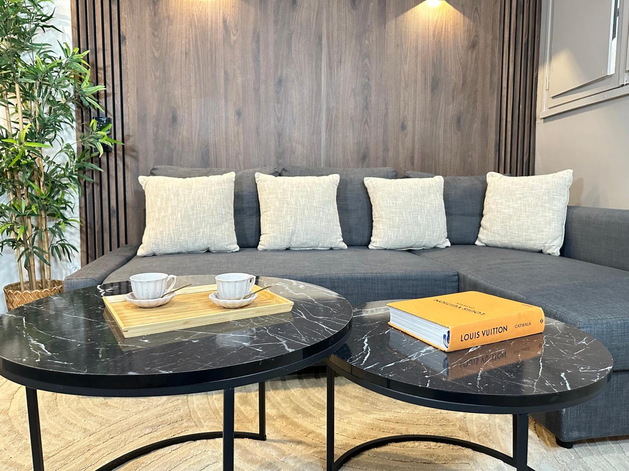 Chic Louvre Apartment Paris Exteriör bild