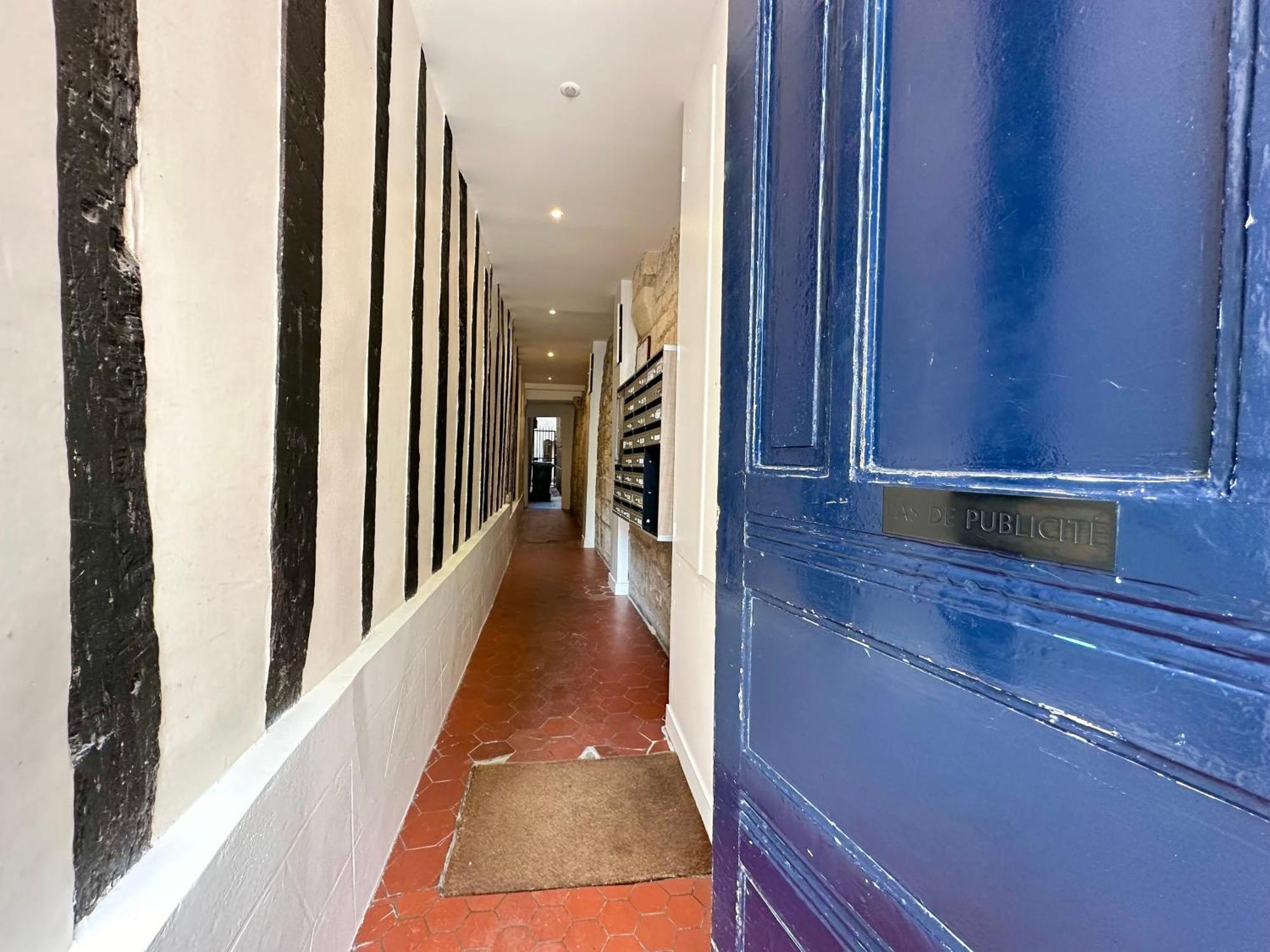 Chic Louvre Apartment Paris Exteriör bild